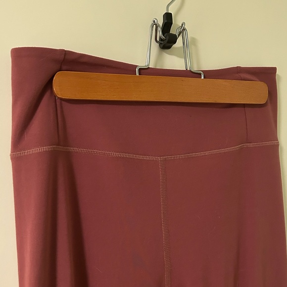 Girlfriend Collective Float Leggings (size M) - Picture 4 of 7